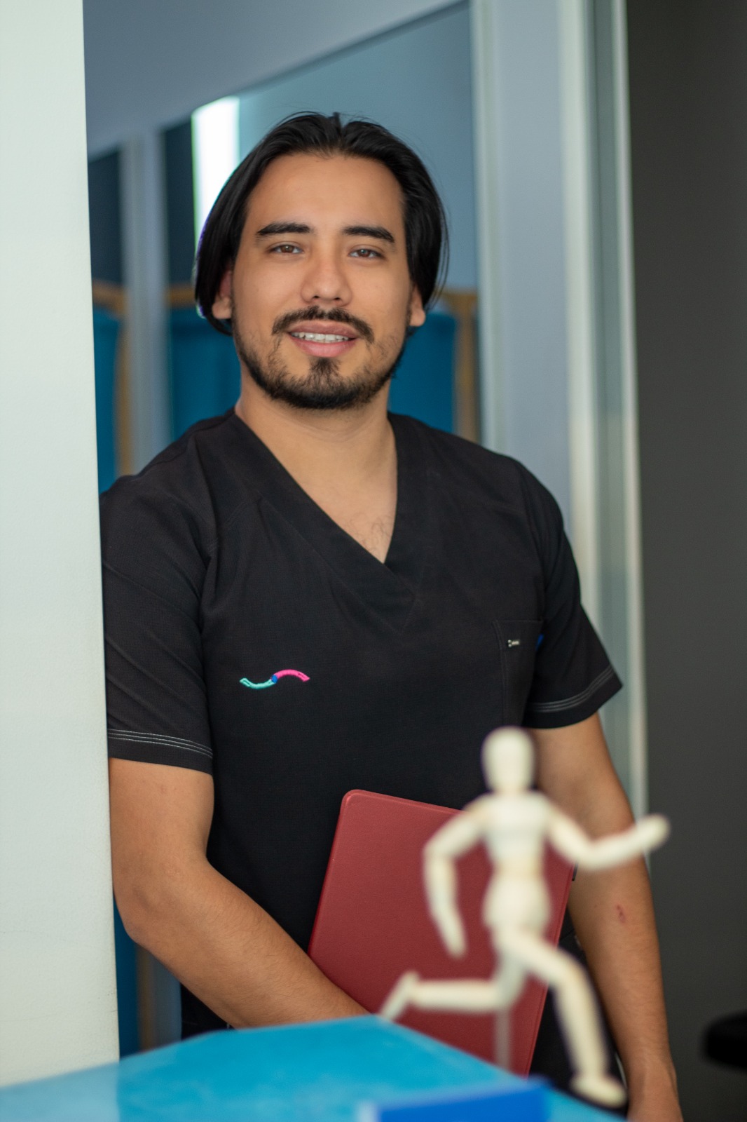 Lic. Gilberto Escuadra Jasso